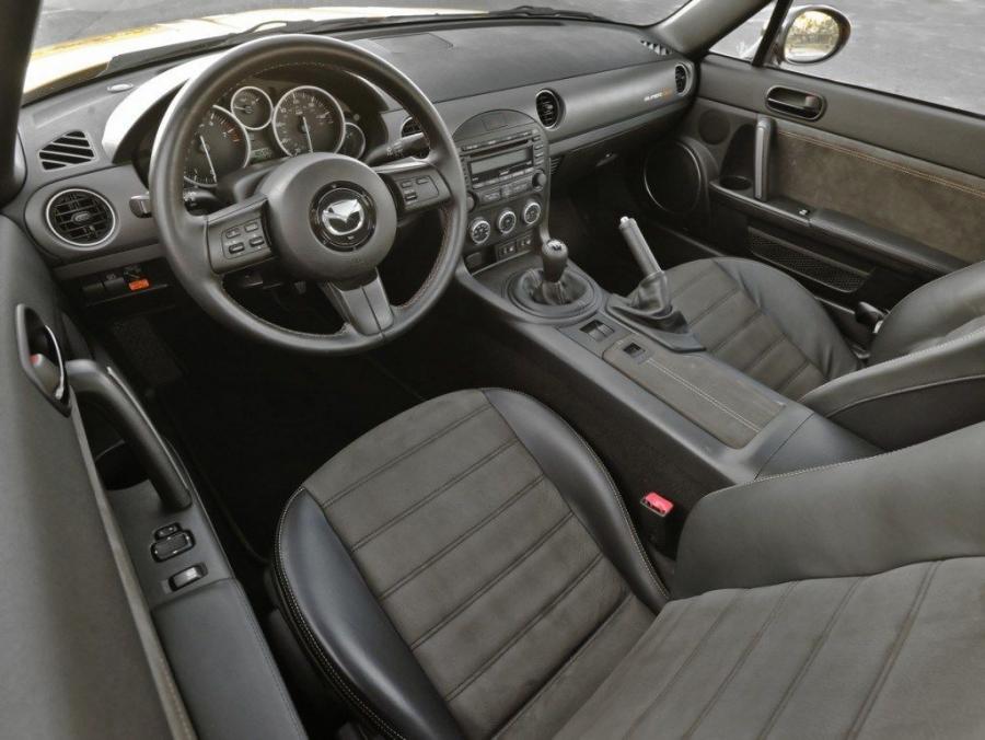  Mazda MX-5 Super20 2011 года  (фото 4 из 6)